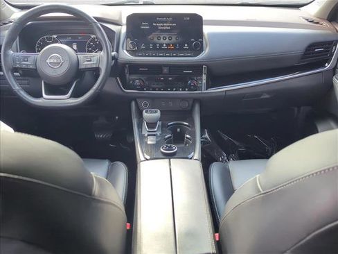 Used 2022 Nissan Rogue SL w/ SL Premium Package image 14