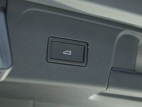 New 2026 Volkswagen Atlas Peak Edition AWD/4WD image 43