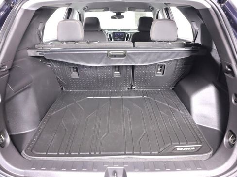 Used 2021 Chevrolet Equinox LT w/ LPO, Floor Liner Package image 31