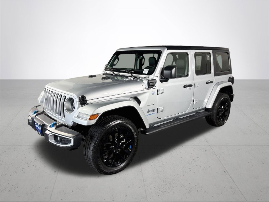 Used 2023 Jeep Wrangler Unlimited Sahara w/ Cold Weather Group AWD/4WD image 2