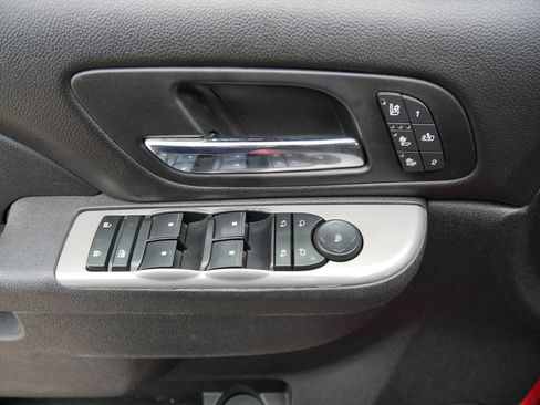 Used 2014 Chevrolet Silverado 2500 LTZ w/ LTZ Plus Package AWD/4WD image 20