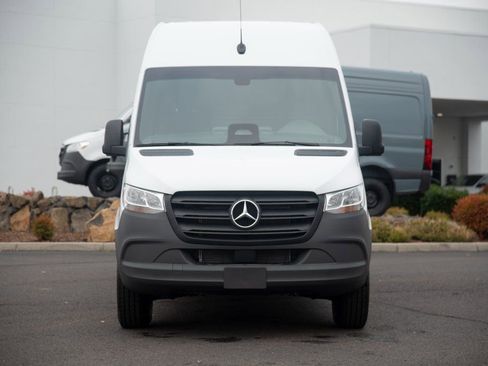 New 2025 Mercedes-Benz Sprinter 2500 image 2