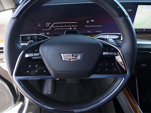 Certified 2025 Cadillac Escalade ESV Premium Luxury Platinum image 13