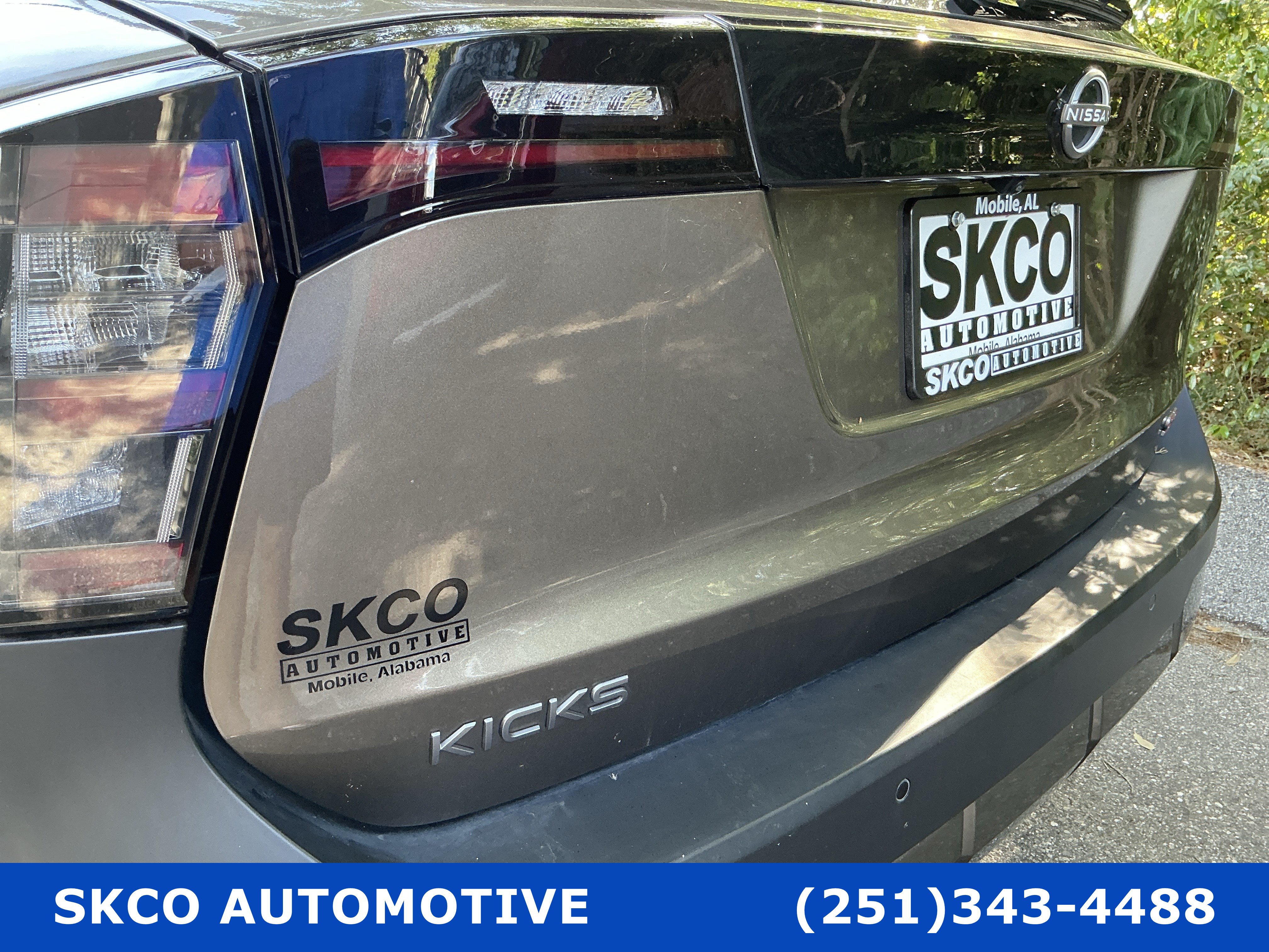 Used 2025 Nissan Kicks SR FWD image 30