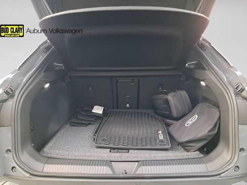 New 2026 Volkswagen ID.4 Pro S AWD/4WD image 29