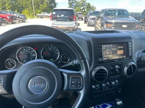 Used 2017 Jeep Wrangler Unlimited Sport w/ Quick Order Package 24S AWD/4WD image 11