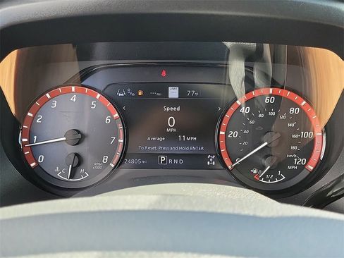 Used 2023 Nissan Titan PRO-4X w/ Pro-4x Convenience Package image 7