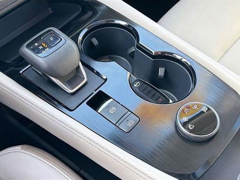 Used 2023 Nissan Rogue SL image 31