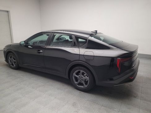 Used 2025 Kia K4 FWD image 3