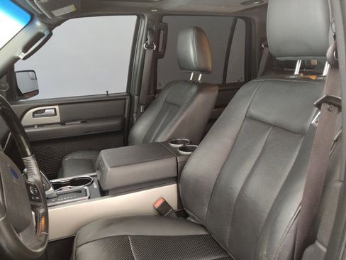 Used 2014 Ford Expedition Limited w/ Equipment Group 301A RWD image 17