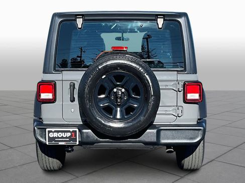 Used 2020 Jeep Wrangler Unlimited Sport image 5