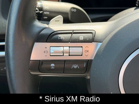 Certified 2025 Hyundai Santa Cruz Limited AWD/4WD image 35