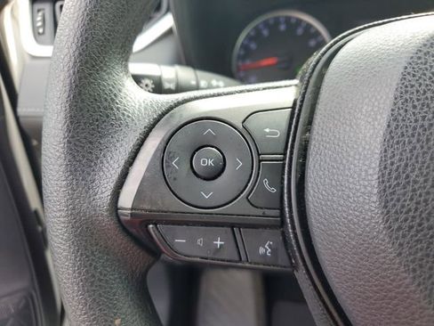Used 2019 Toyota RAV4 XLE w/ Convenience Package FWD image 26