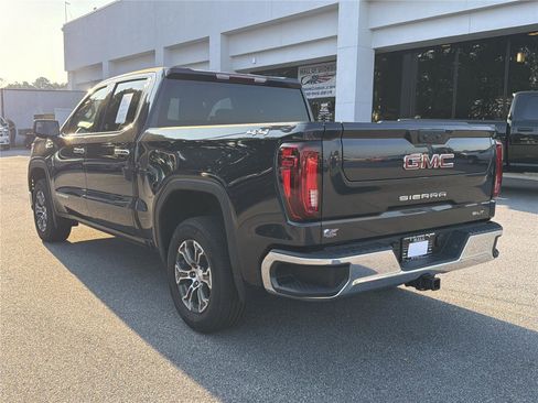 Used 2025 GMC Sierra 1500 SLT AWD/4WD image 7