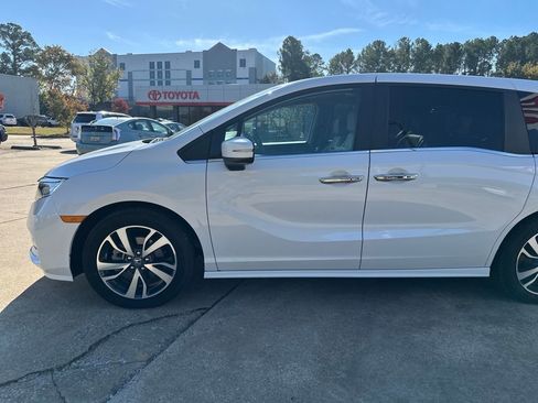 Used 2023 Honda Odyssey Touring image 36