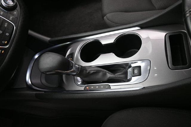 Used 2024 Chevrolet Malibu LT FWD image 25