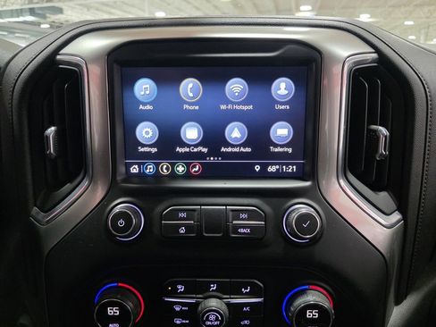 Used 2019 Chevrolet Silverado 1500 RST image 23