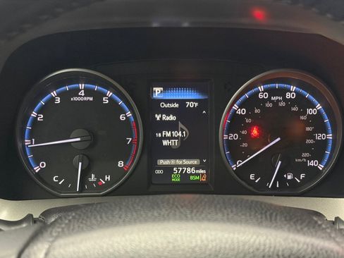 Used 2018 Toyota RAV4 XLE AWD/4WD image 20