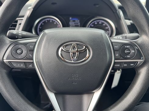 Used 2023 Toyota Camry LE image 31