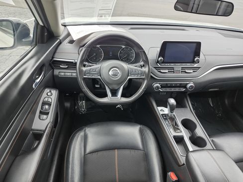 Used 2022 Nissan Altima 2.5 SR FWD image 22
