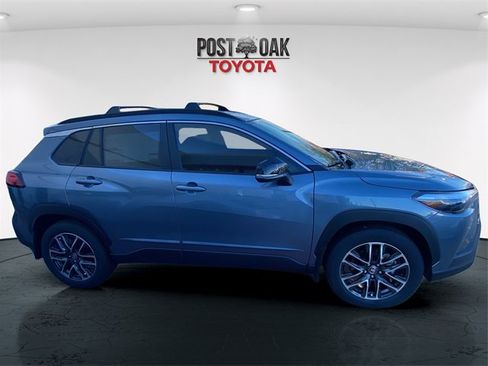 New 2026 Toyota Corolla Cross XLE image 8