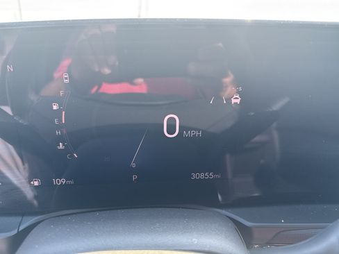 Used 2025 Buick Envista Sport Touring w/ Convenience II Package FWD image 10