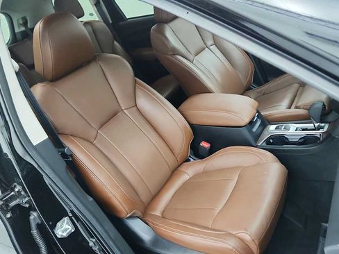 Certified 2023 Subaru Ascent Touring AWD/4WD image 24