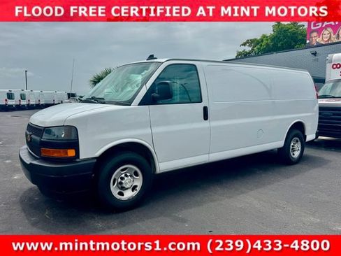 Used 2020 Chevrolet Express 2500 Extended w/ Driver Convenience Package RWD image 5