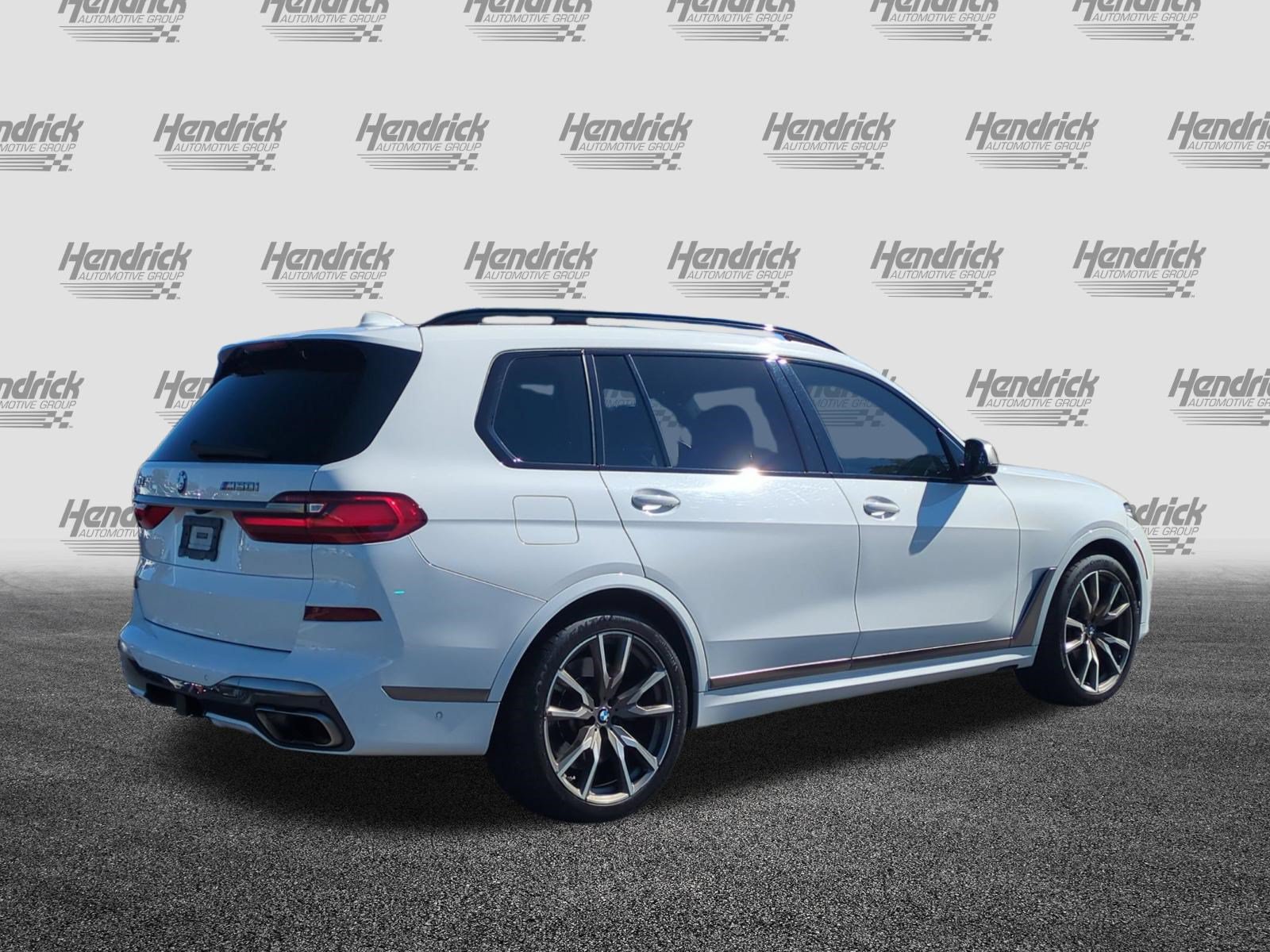 Used 2020 BMW X7 M50i w/ Dynamic Handling Package AWD/4WD image 10