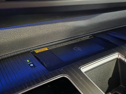 Used 2021 Toyota Sienna XSE image 23