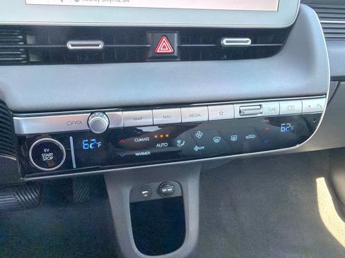 Certified 2024 Hyundai Ioniq 5 Limited RWD image 31
