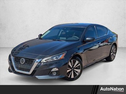Used 2019 Nissan Altima 2.5 SV
