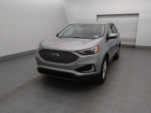 Used 2024 Ford Edge SEL image 15
