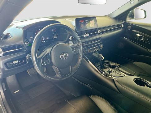 Used 2020 Toyota Supra Premium w/ Driver Assist Package image 9