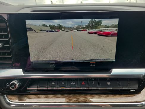 Used 2024 GMC Sierra 1500 Elevation image 15