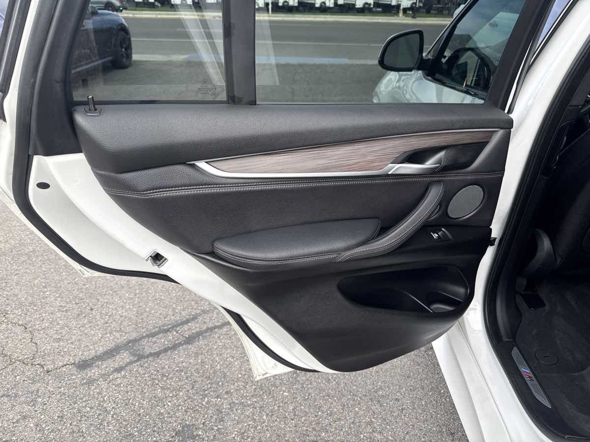Used 2017 BMW X5 xDrive35i AWD/4WD image 13