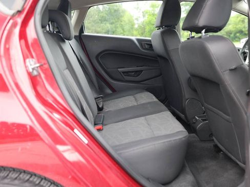 Used 2013 Ford Fiesta SE FWD image 12