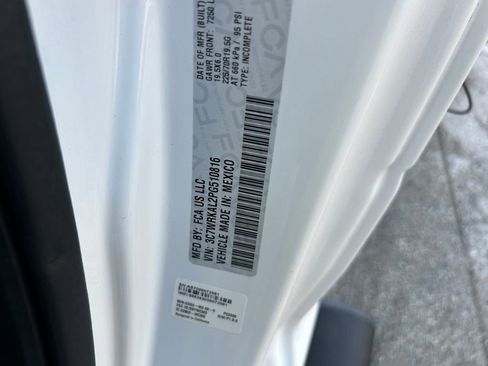 New 2023 RAM 4500 Tradesman w/ Max Tow Package image 46