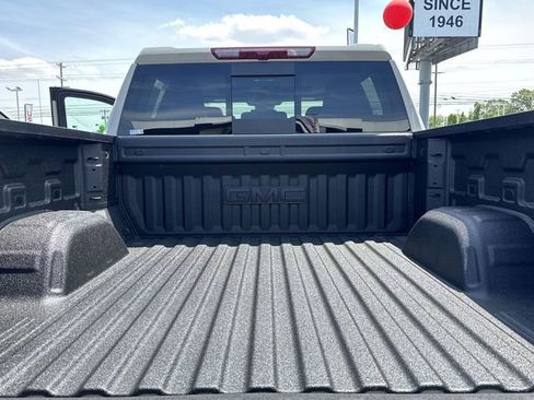 New 2026 GMC Sierra 1500 Denali AWD/4WD image 10