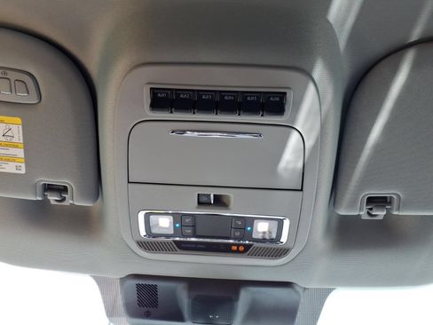 New 2026 Ford F250 Lariat w/ Black Appearance Package AWD/4WD image 30