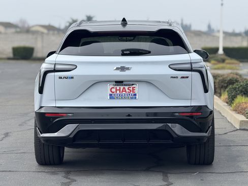 New 2026 Chevrolet Blazer EV SS image 6