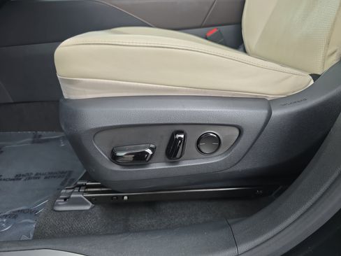 Used 2023 Lexus RX 350 Premium Plus w/ Accessory Package AWD/4WD image 29