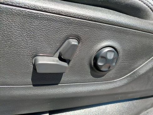 Used 2021 RAM 1500 Big Horn AWD/4WD image 17