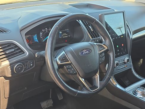 Certified 2022 Ford Edge Titanium image 14
