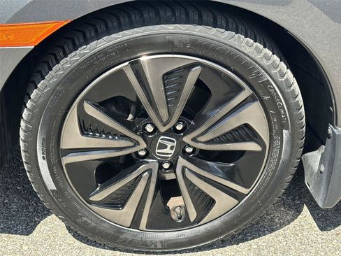 Used 2018 Honda Civic EX image 11