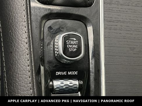 Used 2020 Volvo XC90 T6 Momentum w/ Protection Package Premier image 23