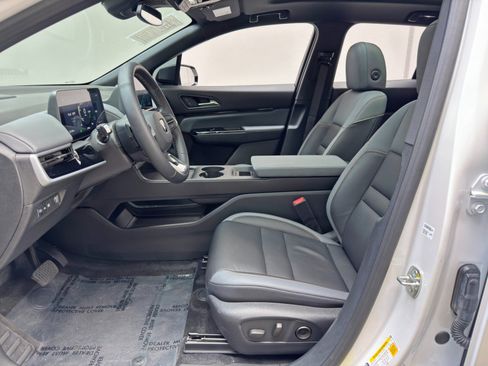 Used 2025 Honda Prologue Touring image 16