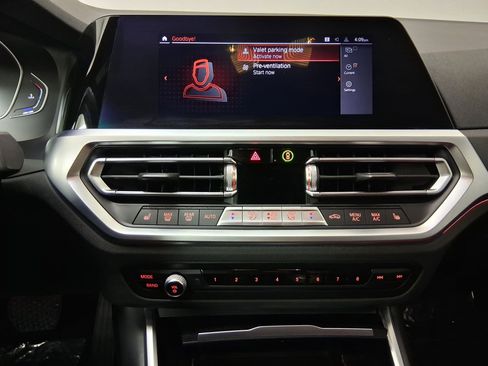 Used 2021 BMW 430i Coupe image 25