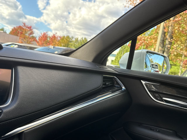 Used 2020 Cadillac XT5 Premium Luxury AWD/4WD image 18