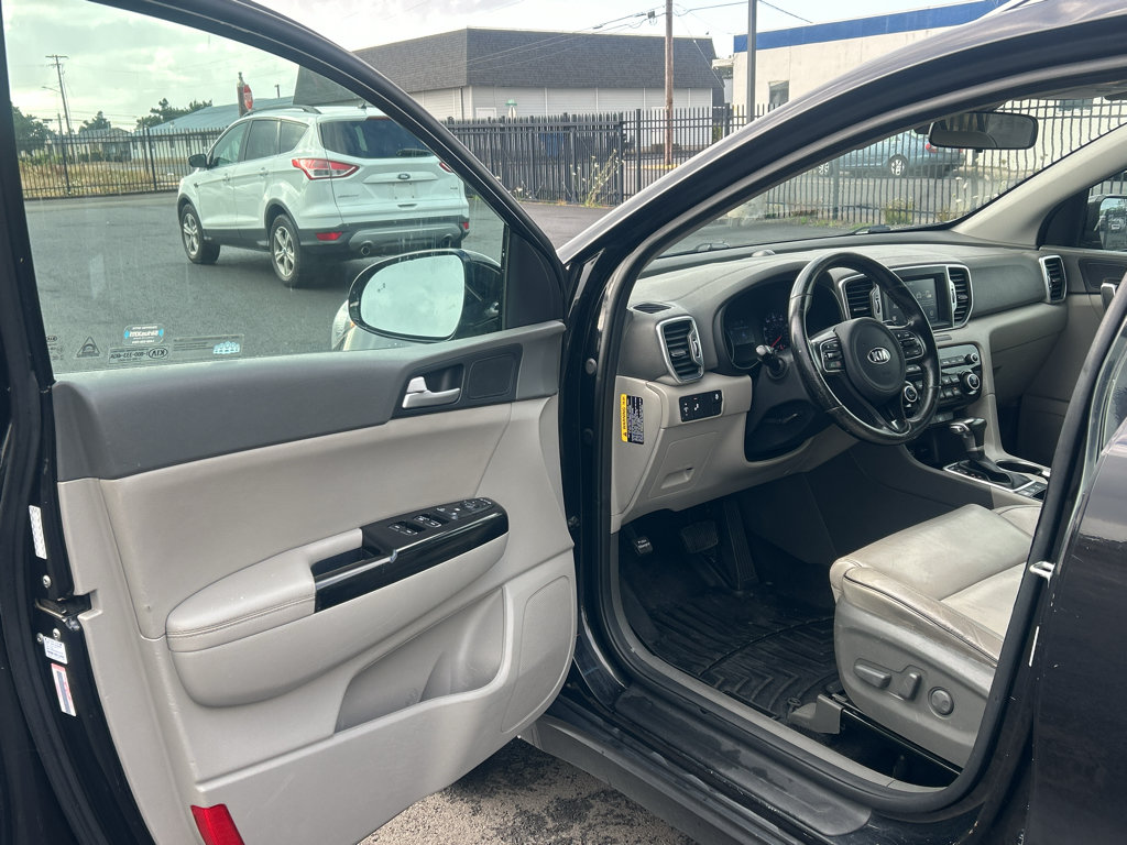 Used 2018 Kia Sportage EX AWD/4WD image 14